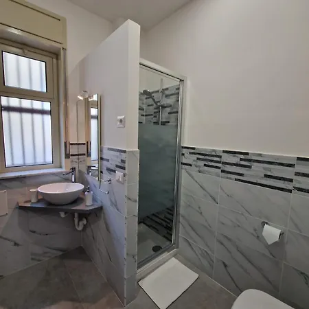 Sei Palme فندق مبيت وإفطار كاتانيا