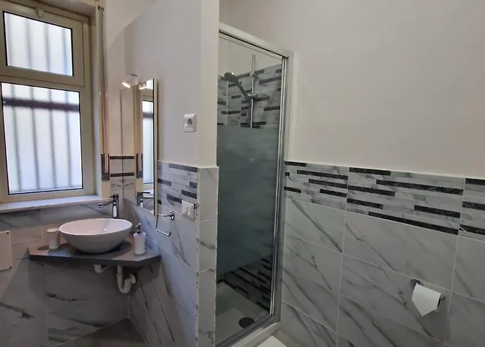 Sei Palme Oda ve Kahvaltı Katanya